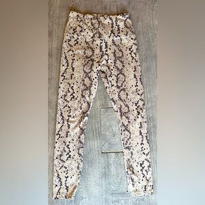 Varley Century Snake Print leggings. Excellent Condition!
